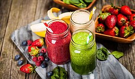 Not every smoothie will fortify your body with vitamins. Read on about the six cardinal sins of smoothie-making that rob your smoothies of their valuable qualities. 
