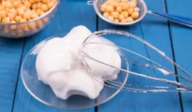 Aquafaba - cuda, jakie możesz zrobić z wody po ciecierzycy