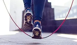 Skakanka – którą wybrać, aby trening był skuteczny?